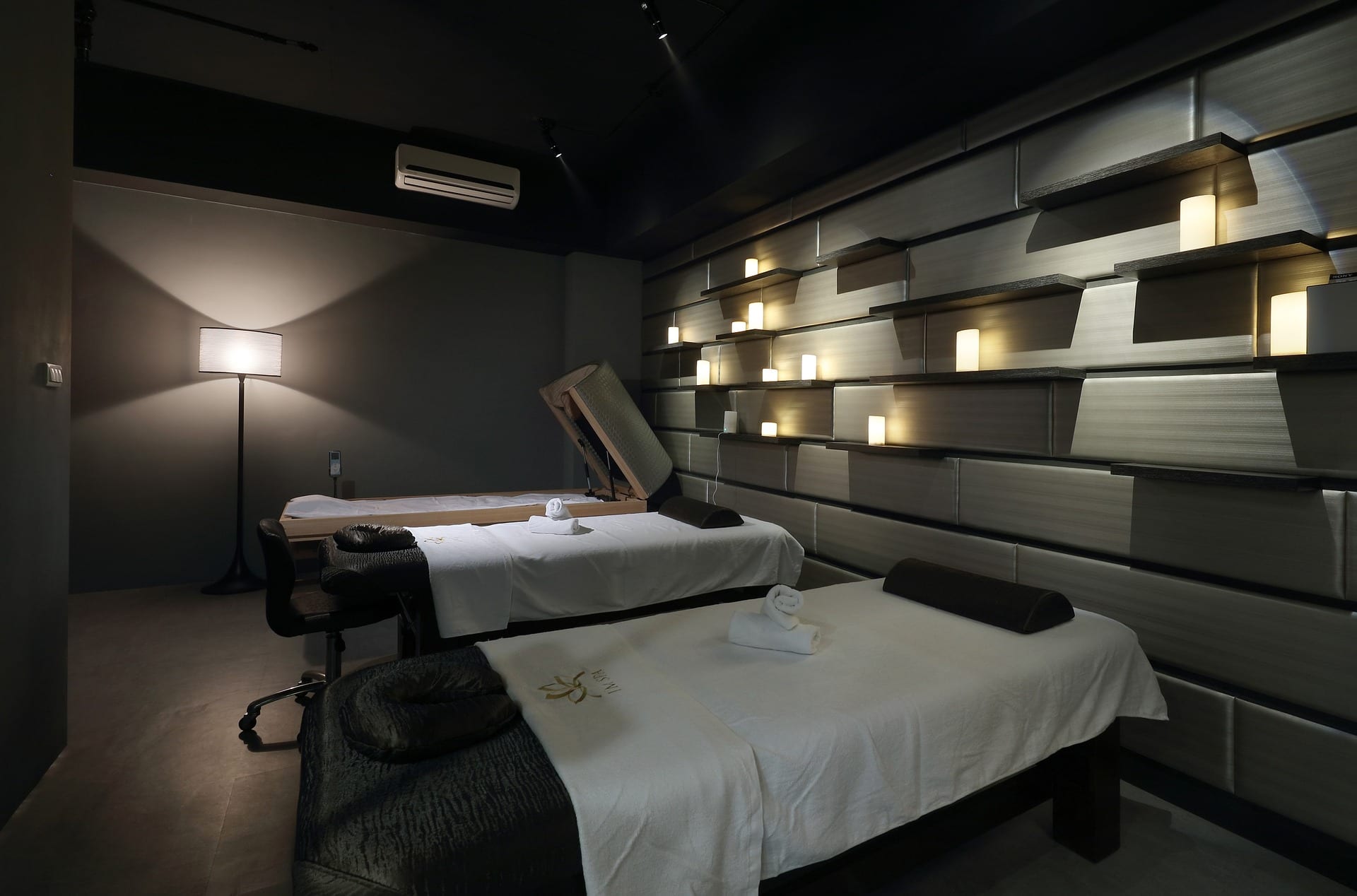 blog picture of dark massage studio