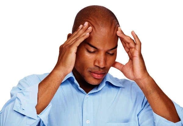 גורמים וטריגרים לכאבי ראש ומיגרנות - כירופרקט אל פאסו