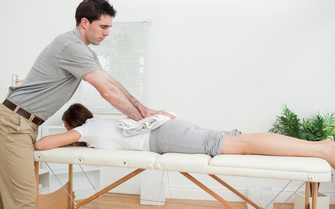 How Chiropractors Treat Sciatica & Low Back Pain - El Paso Chiropractor