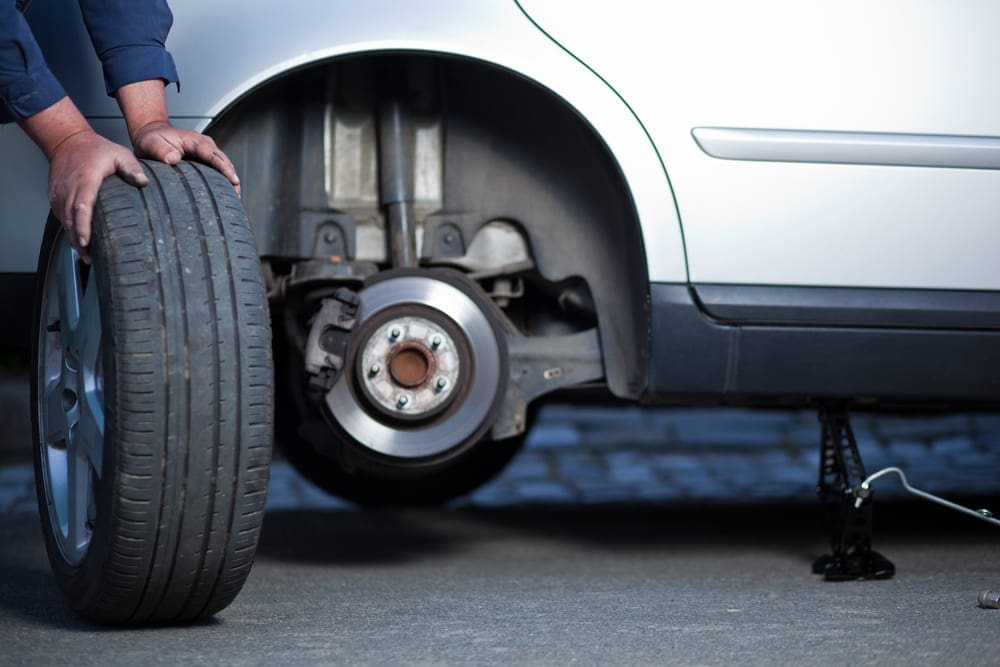 Automobile Accidents & Tires: Pressure, Stopping Distance