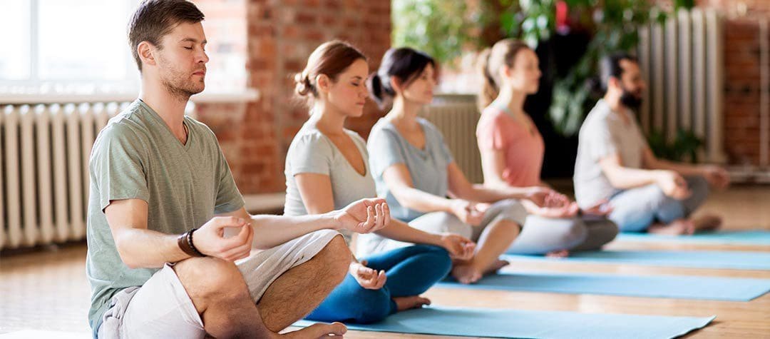 De gunstige eigenschappen van yoga voor het lichaam