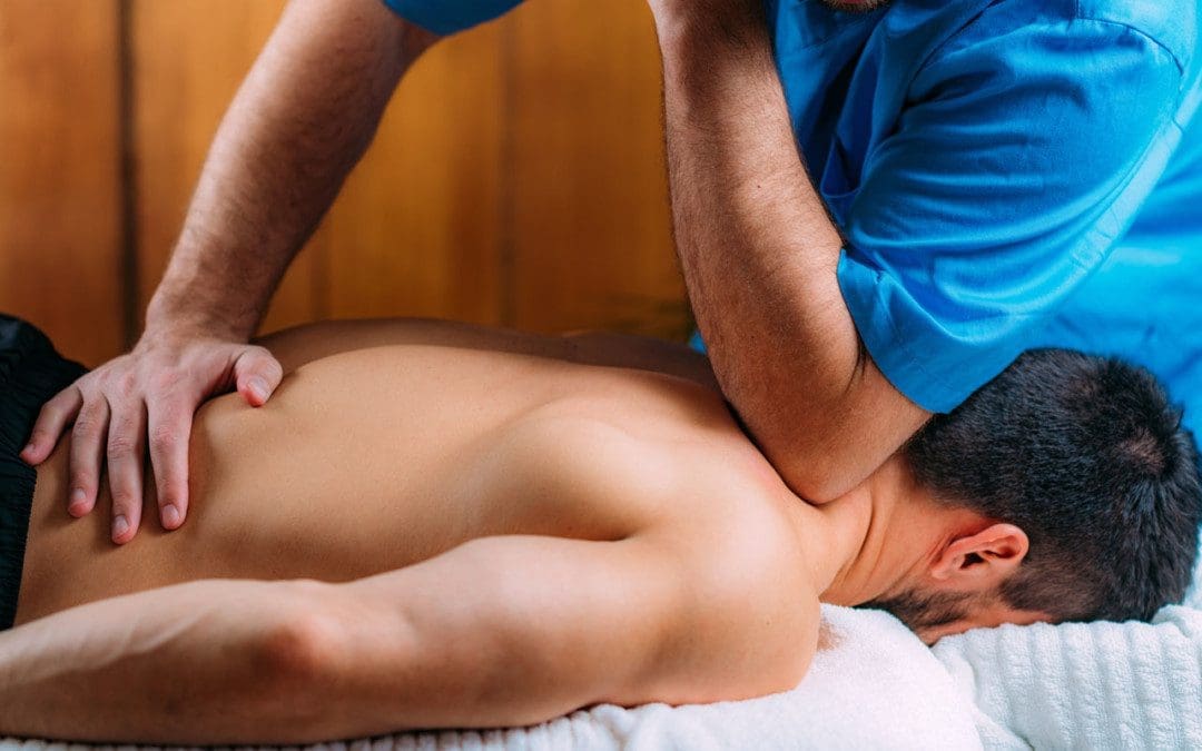 Dolore al nervo della spalla: clinica per la schiena di El Paso