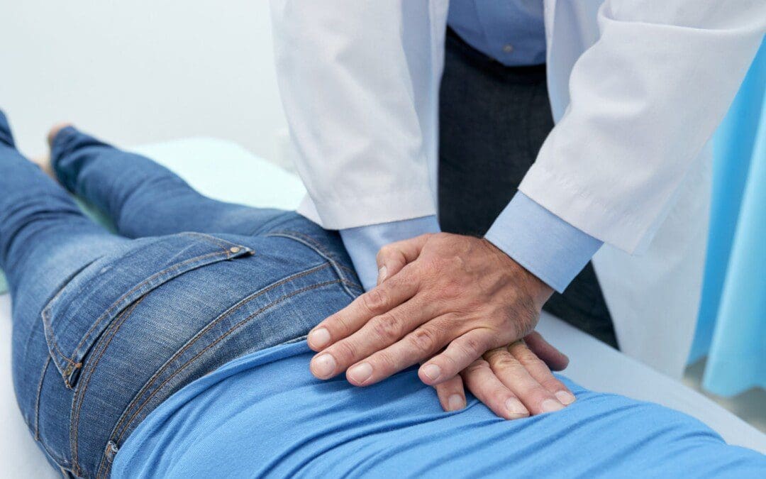 טכניקות הסחת דעת להקלה על כאבי גב מותני טבעיים