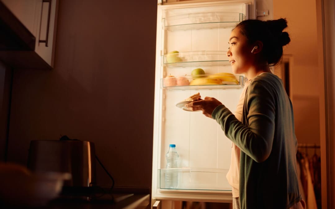 Mindful Snacking at Night: Enjoying Late-Night Treats